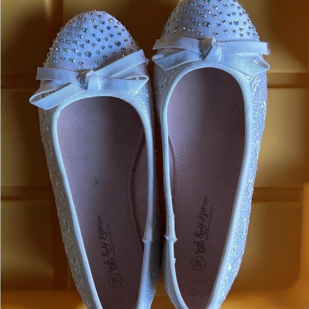 White Embellished Ballet Flats with Bows